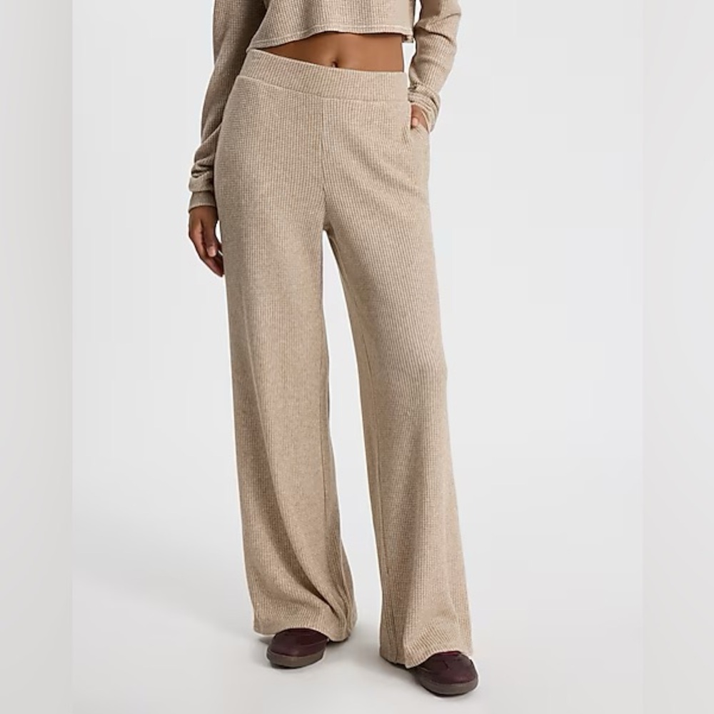 Express High Waisted Glitter Waffle Pull On Leg Pant XS NWT